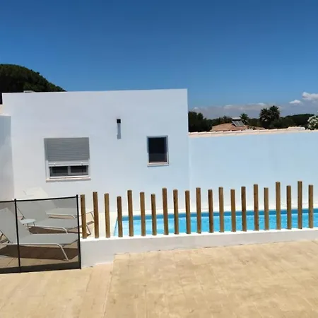 Palapa Garden, Muy Cerca Del Mar, Con Piscina Privada Сasa de vacaciones Chiclana de la Frontera